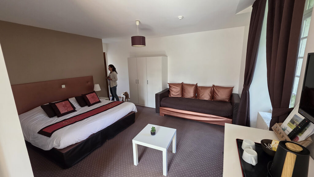 chambre triple hotel golf de clecy parapente