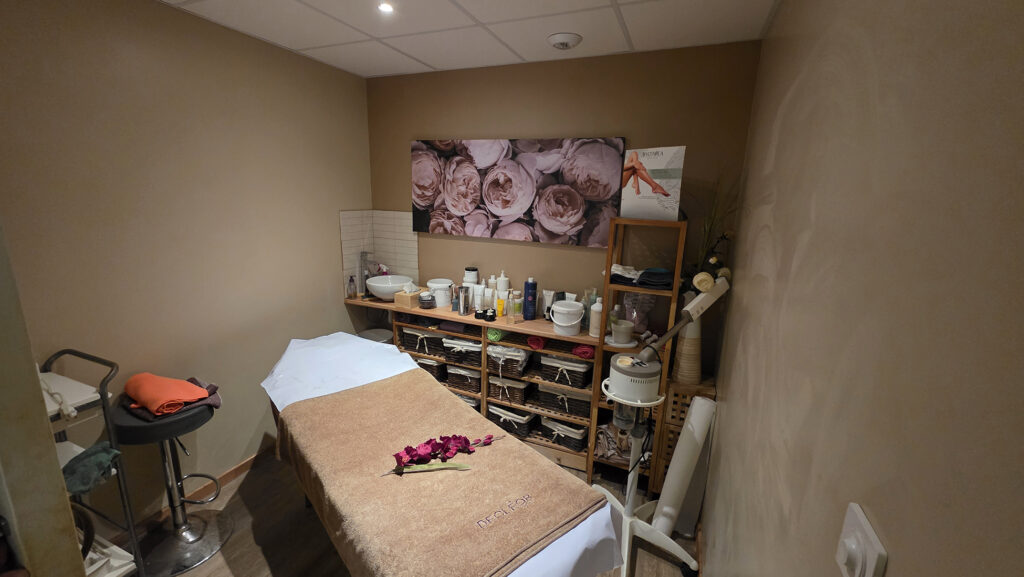 spa massage hotel golf de clecy parapente